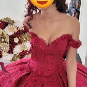 Elegant Red Quinceñera Dress
